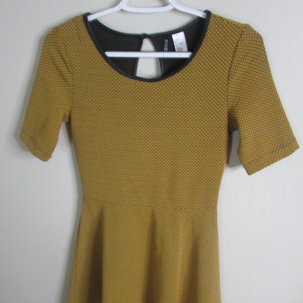 Divided Dress 4 Gold Black Skater Style - Picture 5 of 9